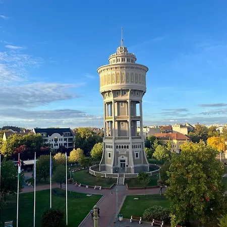 Synagoge View Loft Bestern * Szeged